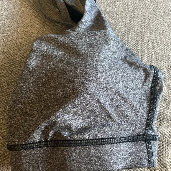 Lululemon Energy Bra - Picture 6 of 9